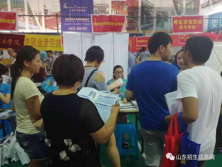 5ddf679ceb0c4.jpg 下载 (1).jpg