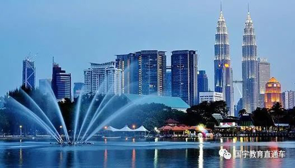 5f3b83d4707bb.jpg 9.jpg